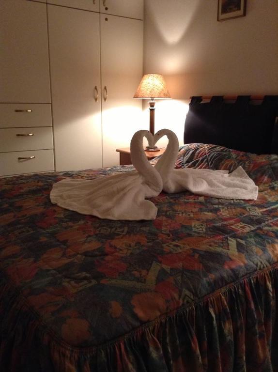 Litsa Apartman Plomári Szoba fotó