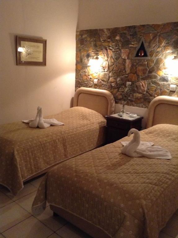 Litsa Apartman Plomári Szoba fotó